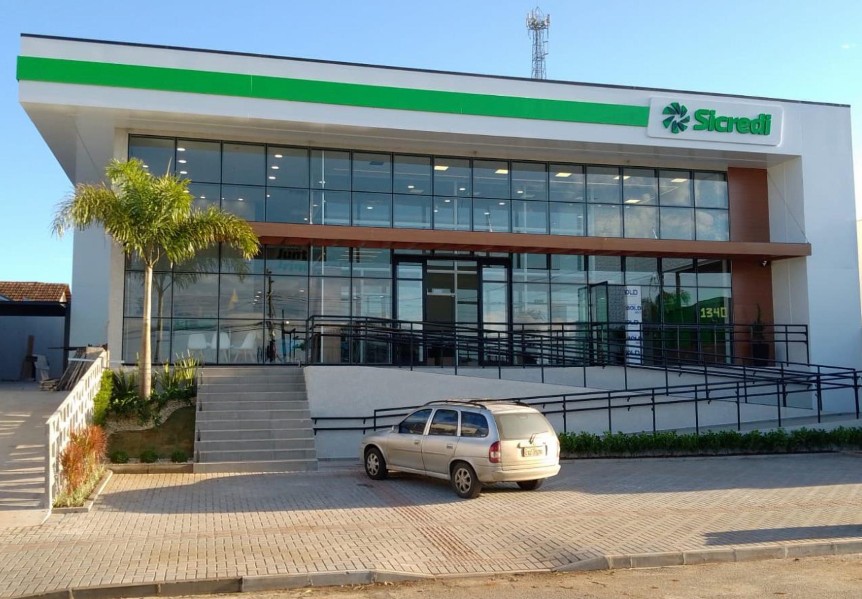 Agência Sicredi em Irineópolis - SC construída pela WB Construção Civil