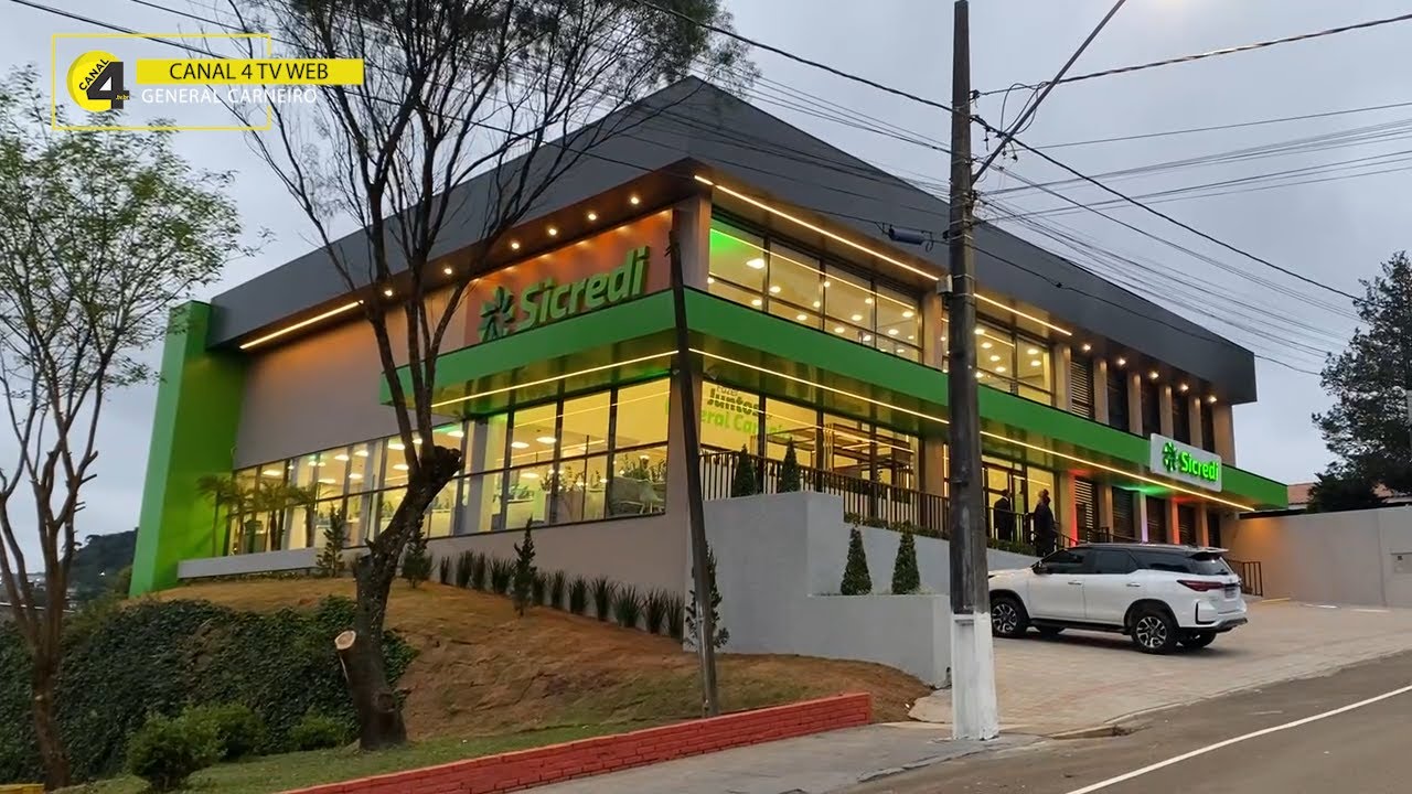 Agência Sicredi em General Carneiro - PR construída pela WB Construção Civil